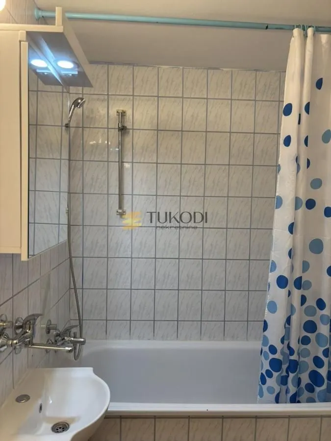 Izdavanje, jednosoban stan, 36m², Liman 4, Novi Sad Sve Podlokacije