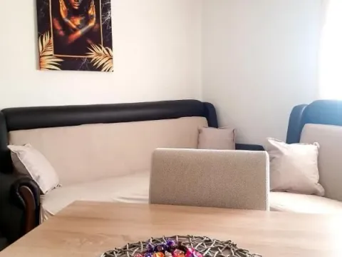 Rent, one bedroom apartment, 40m², Bar, Crna Gora - image 4