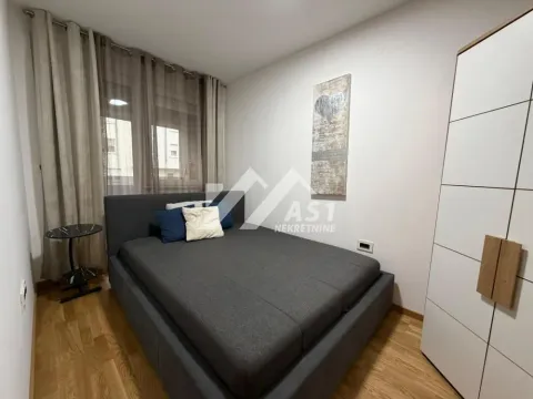 Izdavanje, jednosoban stan, 40m², Bulevar Evrope, Novi Sad Sve Podlokacije - image 5