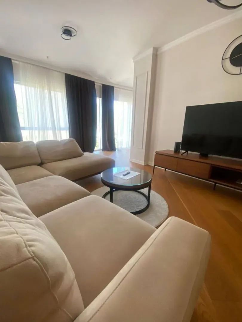 Rent, two bedroom apartment, 127m², Tre Canne, Budva