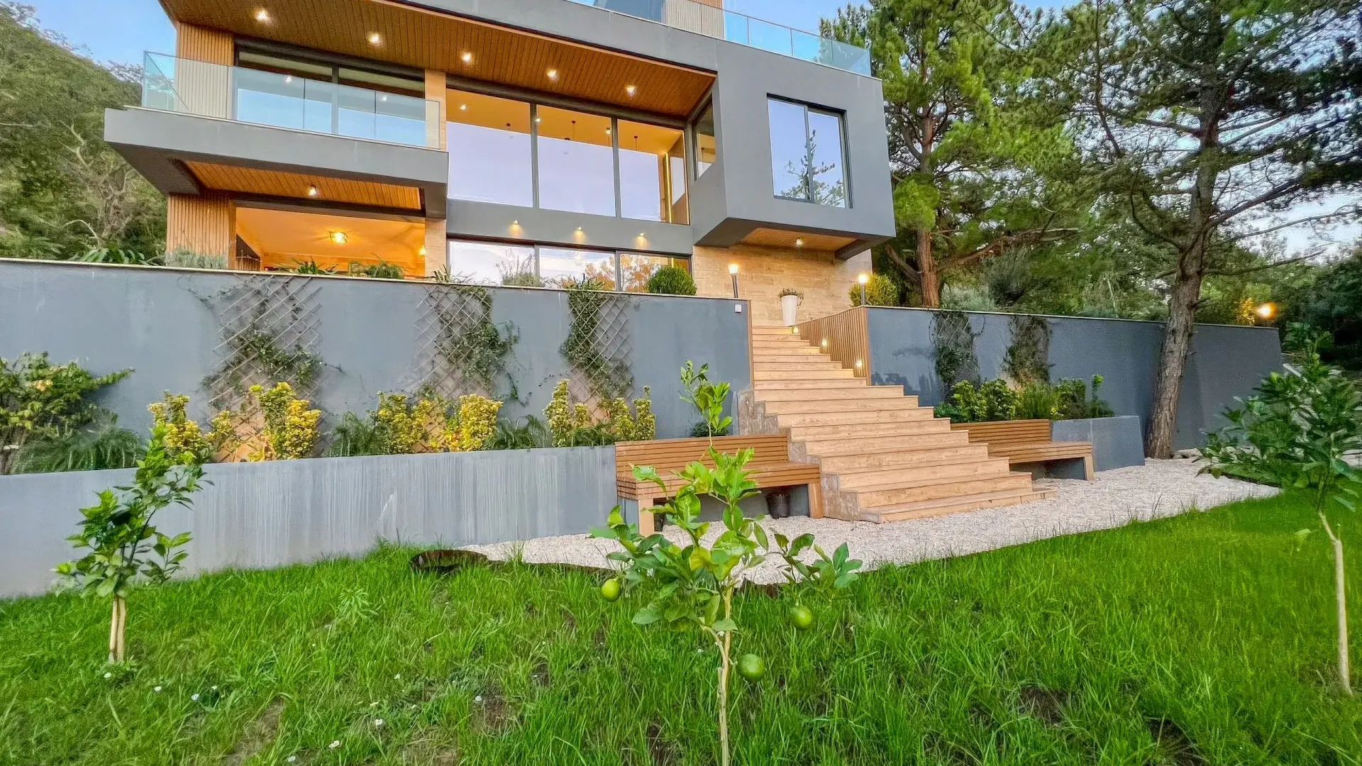 Prodaja, kuća, 317m², Tivat, Crna Gora