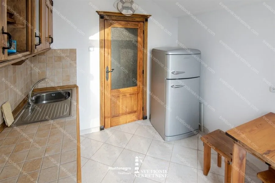 Prodaja, trosoban stan, 118m², Topla, Herceg Novi