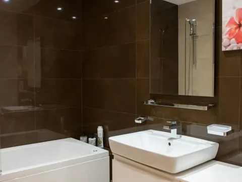 Rent, one bedroom apartment, 77m², Centar, Budva - image 12