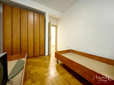 Prodaja, dvosoban stan, 74m², Podgorica, Crna Gora - image 11