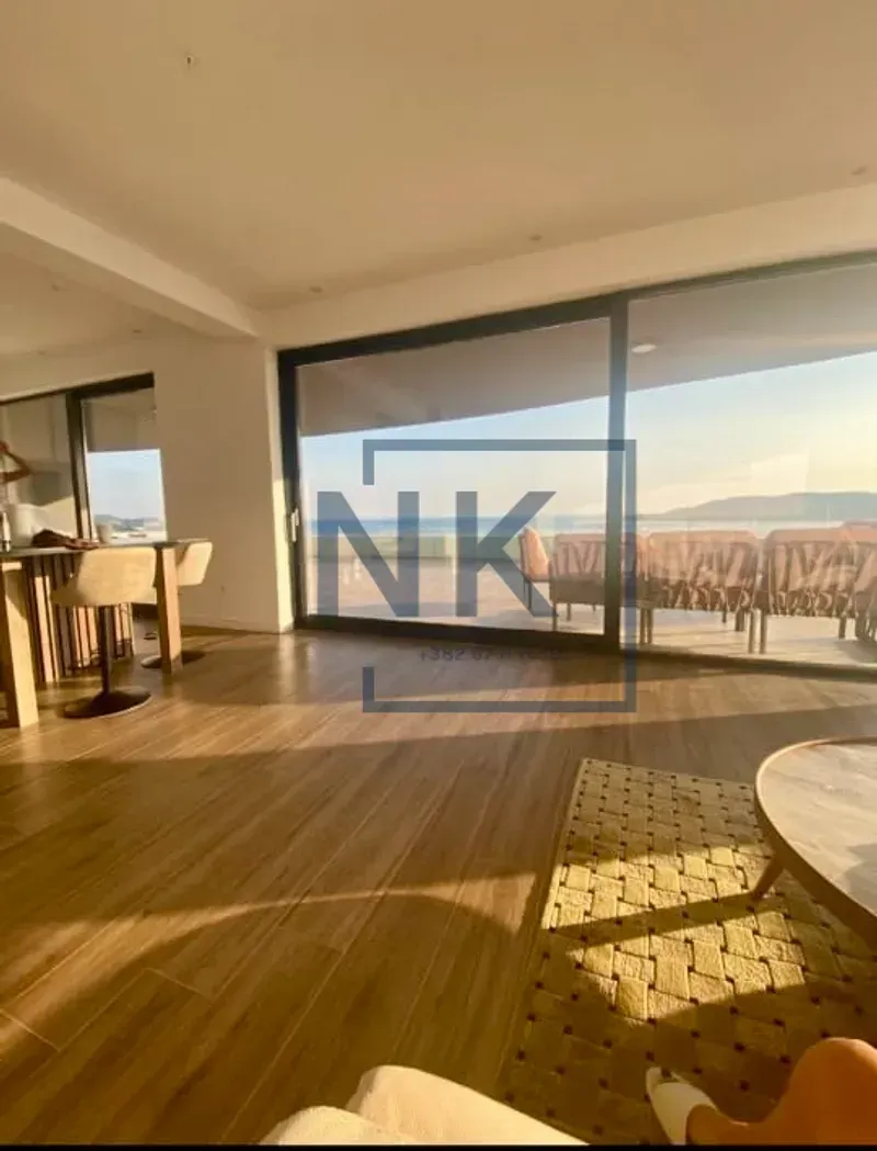 Prodaja, trosoban stan, 190m², Rafailovići, Budva