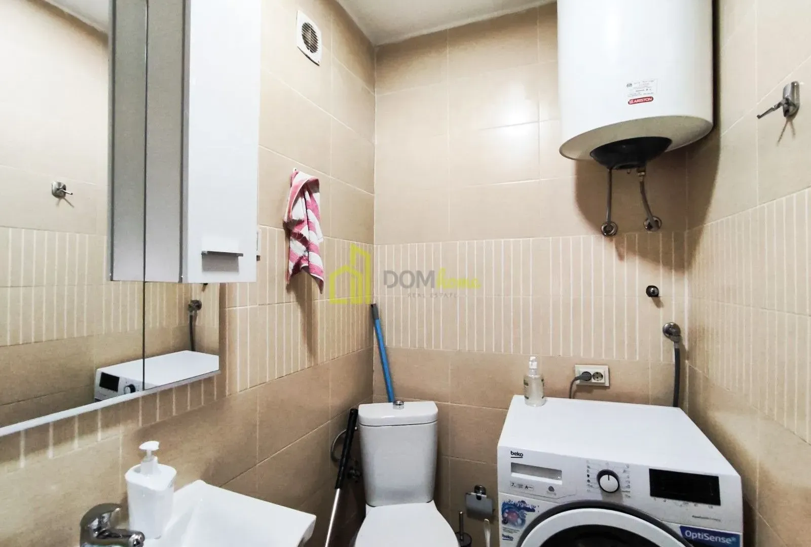 Izdavanje, jednosoban stan, 59m², Blok 5, Podgorica