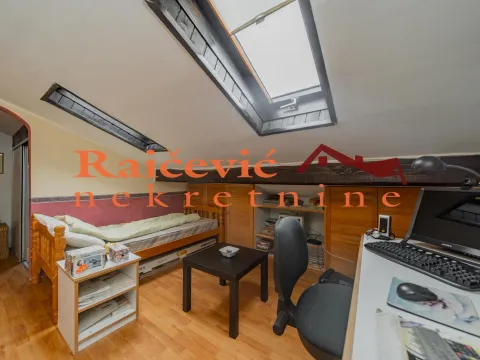 Prodaja, trosoban stan, 80m², Čukarica, Beograd - image 14