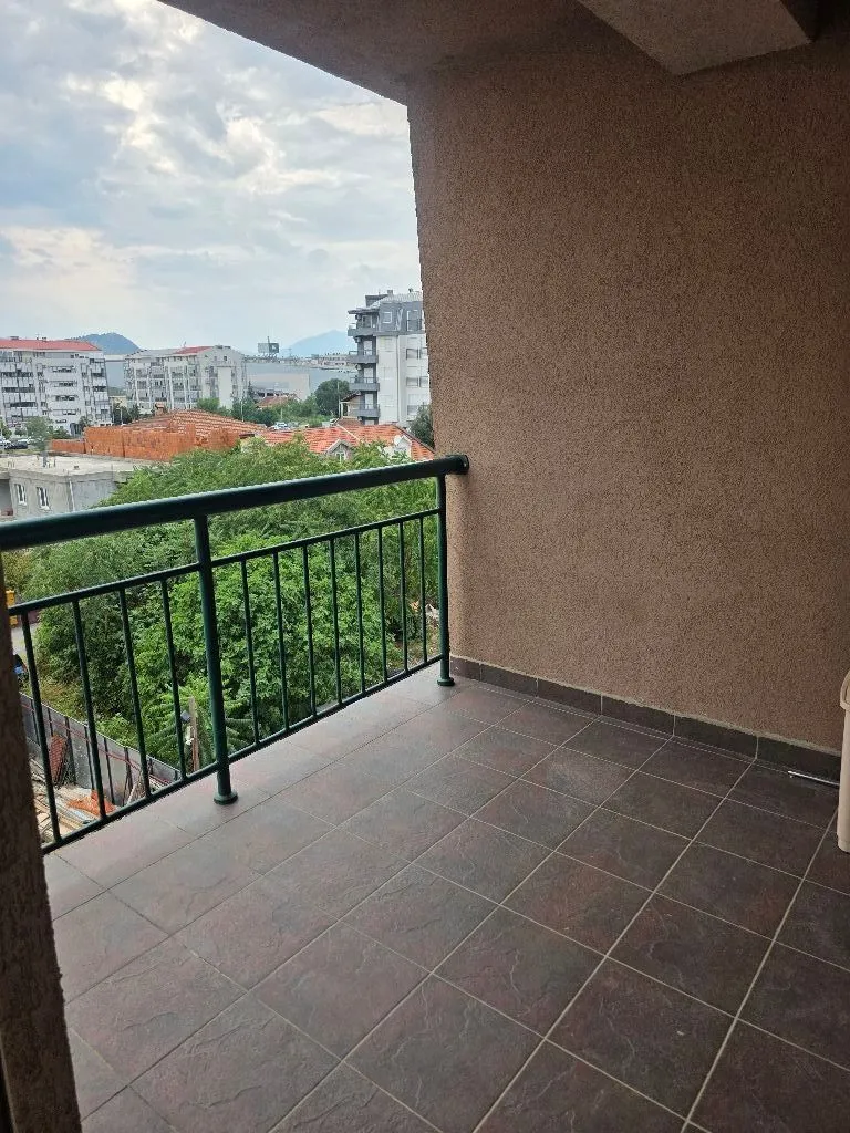 Rent, one bedroom apartment, 40m², Preko Morače, Podgorica