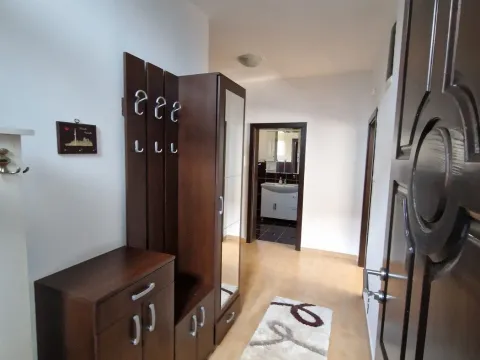 Rent, two bedroom apartment, 115m², Tološi, Podgorica - image 10