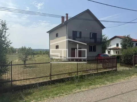 Sale, house, 186m², Čukarica, Beograd