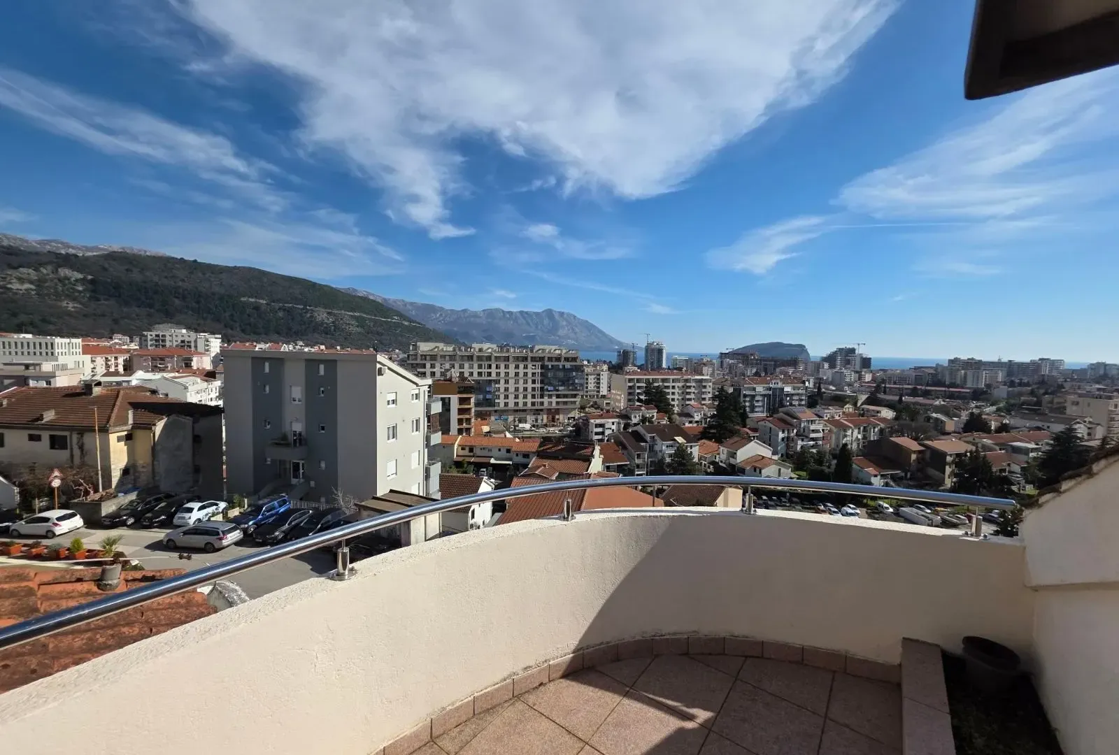 Prodaja, dvosoban stan, 120m², Budva, Crna Gora