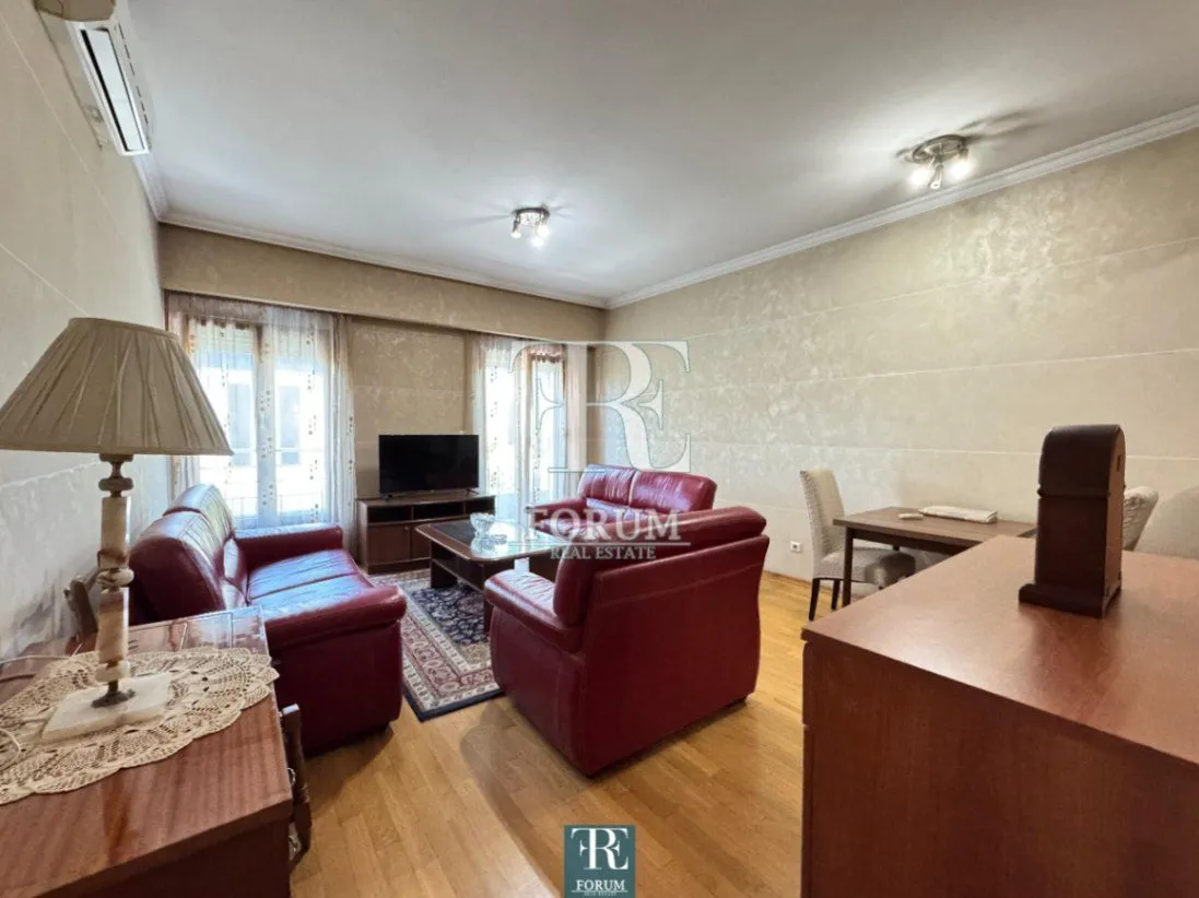 Izdavanje, jednosoban stan, 60m², Centar, Podgorica