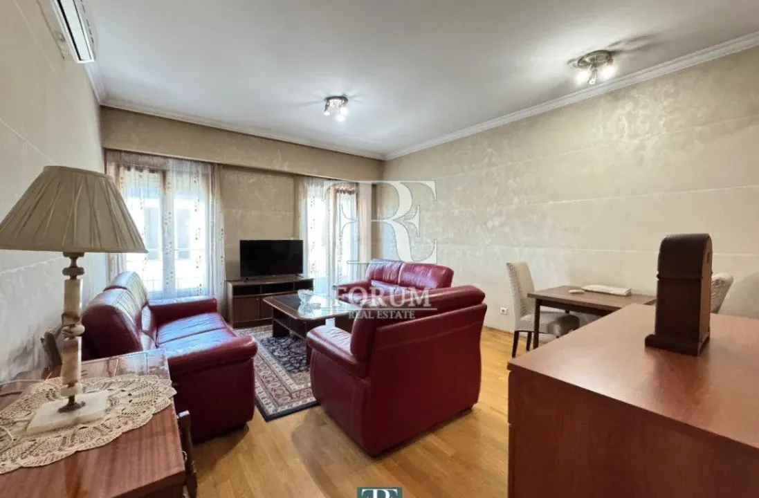 Izdavanje, jednosoban stan, 60m², Centar, Podgorica