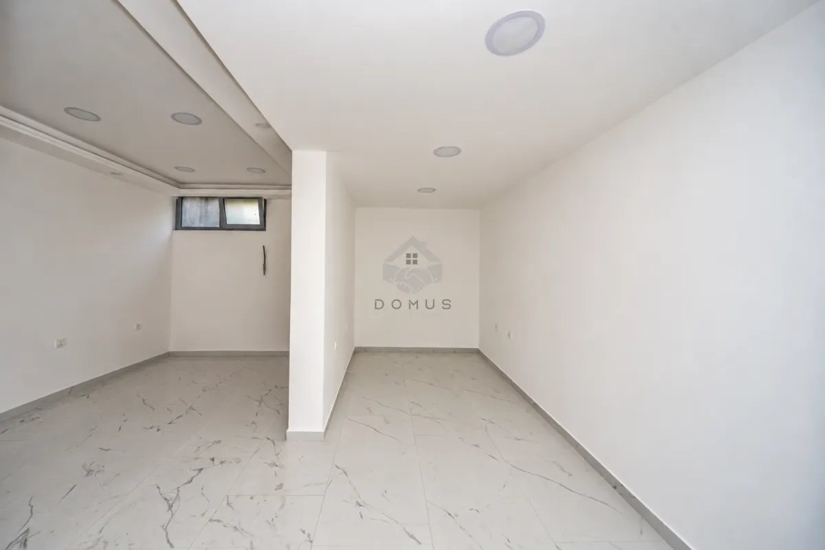 Rent, office space, 100m², Dalmatinska ulica, Podgorica