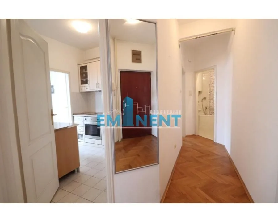 Izdavanje, dvosoban stan, 63m², Stari Grad, Beograd