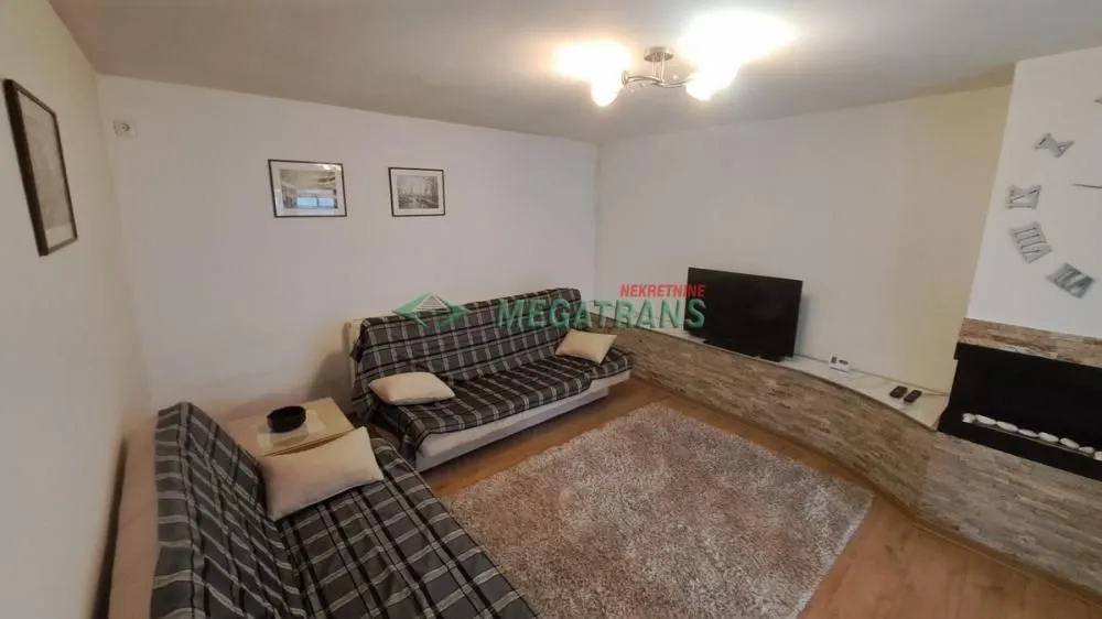 Izdavanje, kuća, 200m², Salajka, Novi Sad Sve Podlokacije