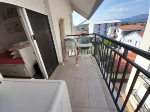 Izdavanje, jednosoban stan, 45m², Stari Aerodrom, Podgorica - image 9