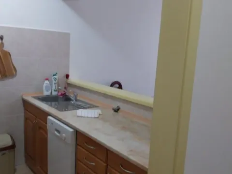 Izdavanje, jednosoban stan, 45m², Budva, Crna Gora - image 10