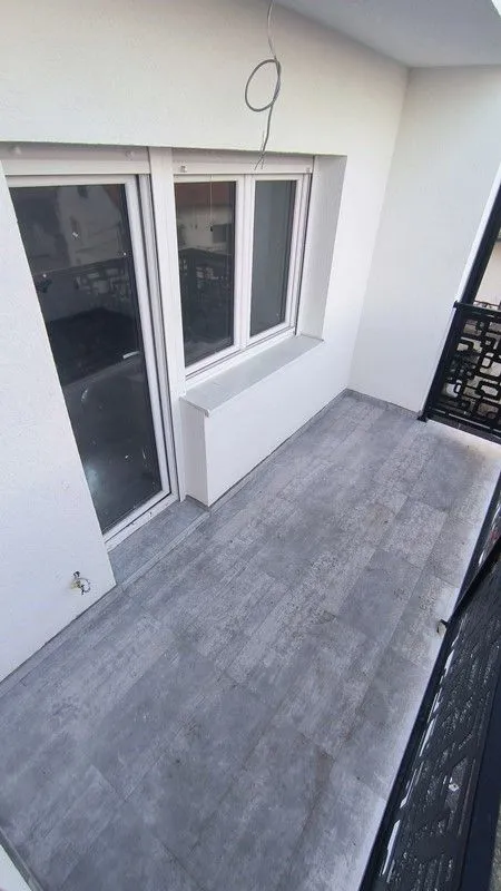 Izdavanje, dvosoban stan, 32m², Zvezdara Sve Podlokacije, Beograd