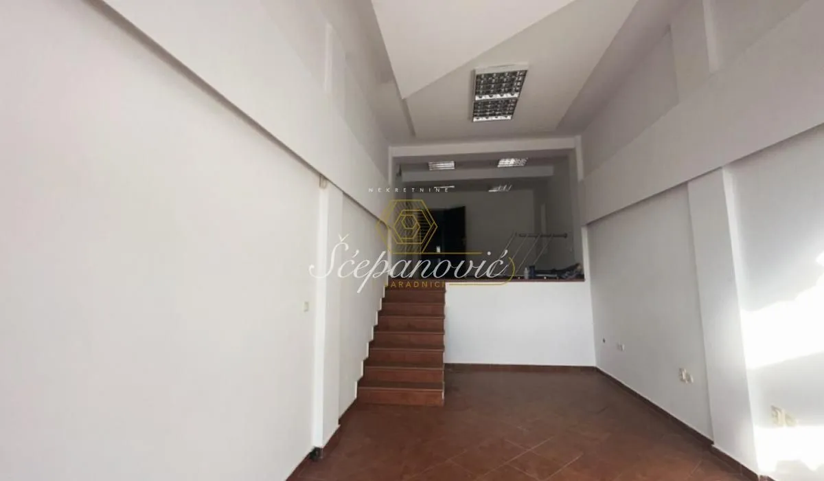 Sale, office space, 76m², Adamovićevo Naselje, Novi Sad Sve Podlokacije