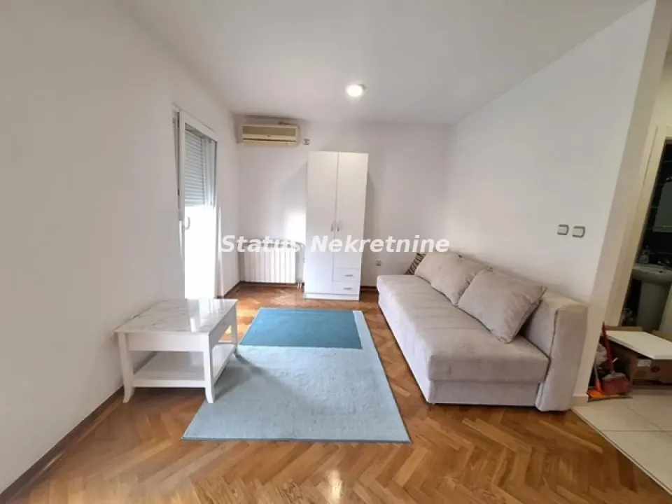 Rent, studio apartment, 25m², Centar, Novi Sad