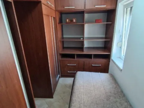 Izdavanje, dvosoban stan, 58m², Centar, Podgorica - image 11