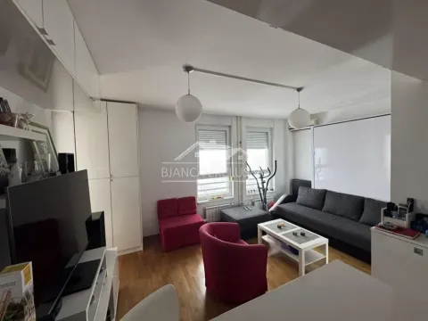 Sale, one bedroom apartment, 31m², Belvil, Beograd - image 2