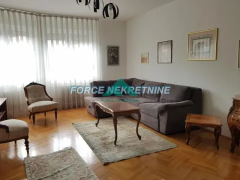 Sale, three bedroom apartment, 85m², Kalenić Pijaca, Vračar Sve Podlokacije - image 4