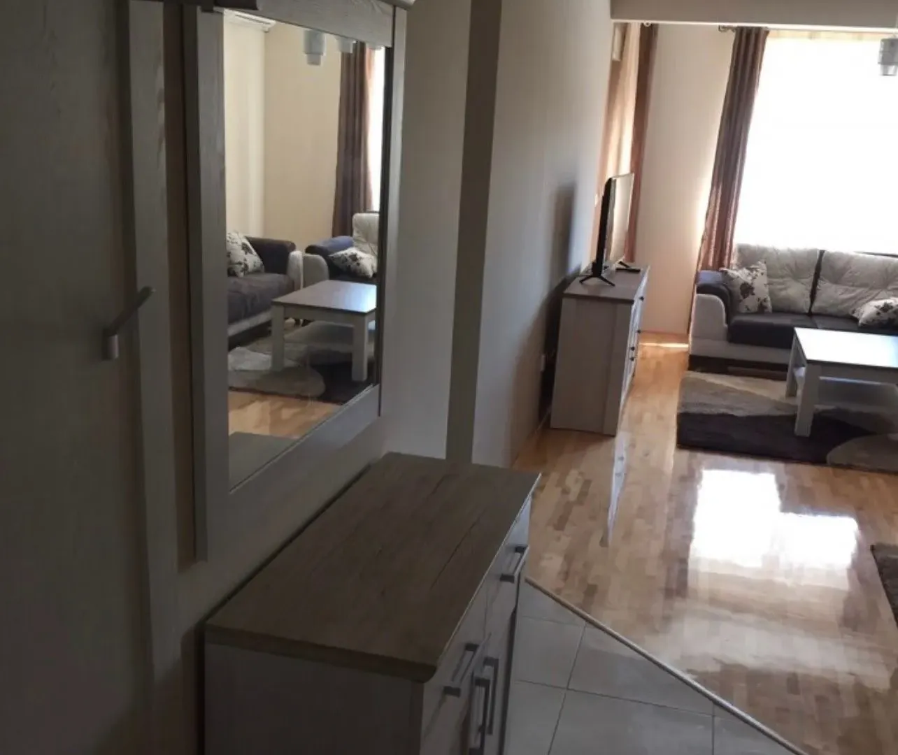 Izdavanje, dvosoban stan, 67m², Ljubović, Podgorica