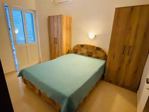 Sale, one bedroom apartment, 38m², Petrovac, Budva - image 8