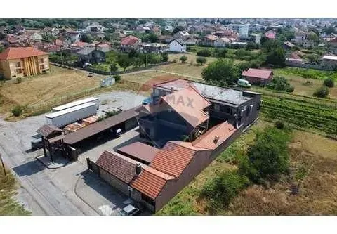 Prodaja, plac, Tološi, Podgorica - image 3