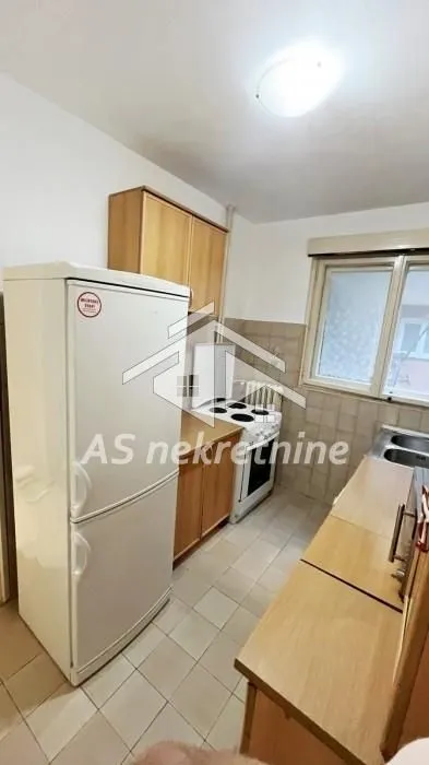 Izdavanje, stan, 62m², Novi Beograd Blok 33, Novi Beograd Sve Podlokacije
