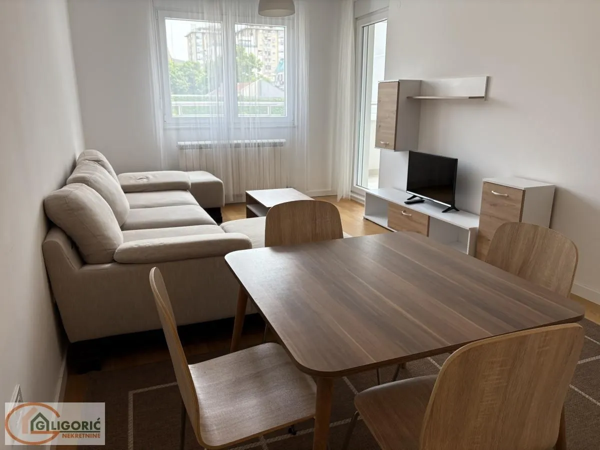 Izdavanje, dvosoban stan, 61m², Vukov Spomenik, Zvezdara Sve Podlokacije