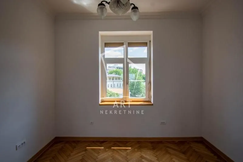 Sale, four bedroom apartment, 125m², Centar Sve Podlokacije, Beograd