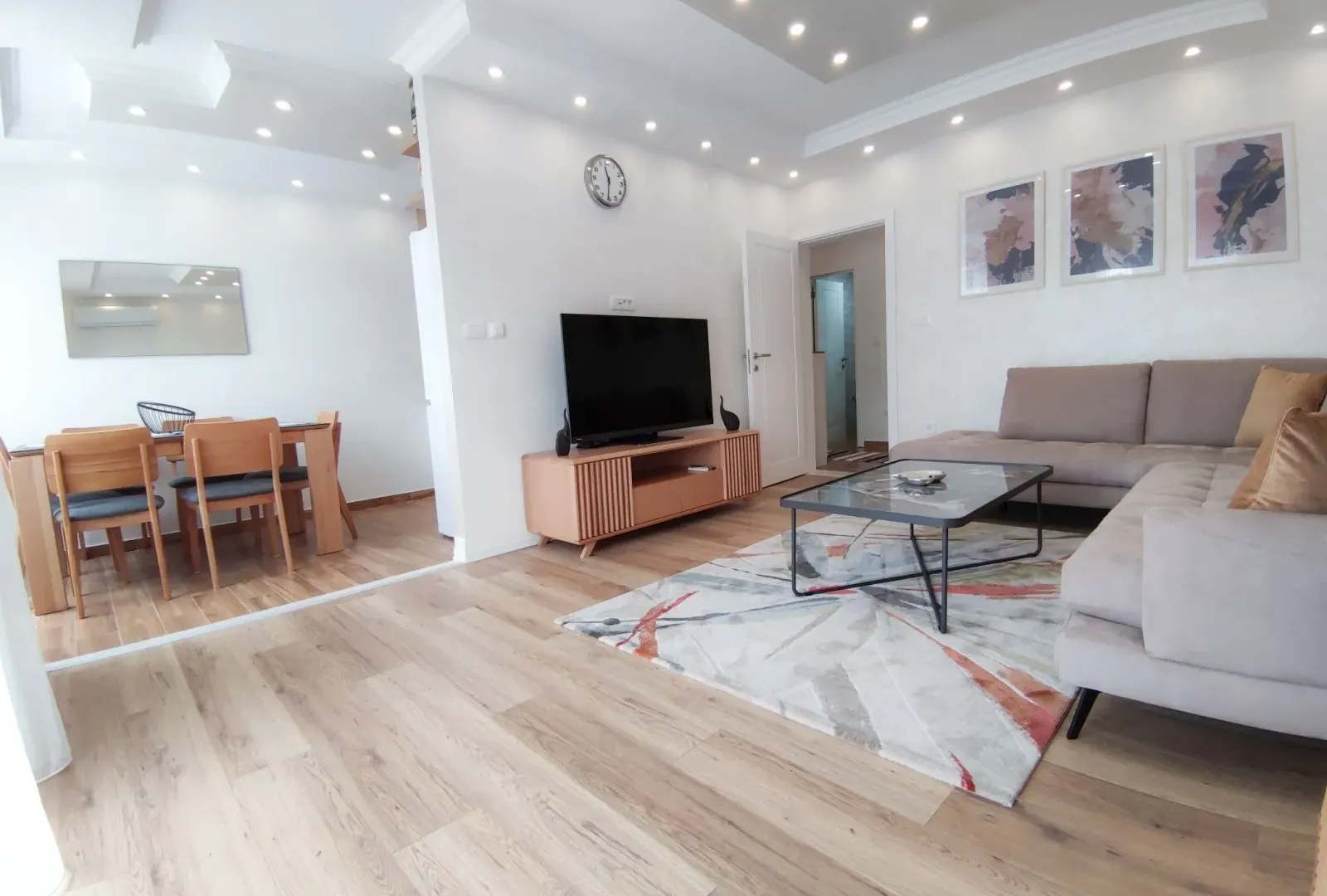 Rent, two bedroom apartment, 86m², Centar, Podgorica