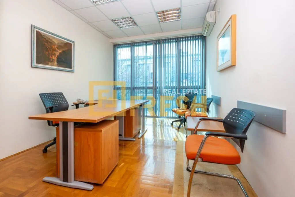 Rent, office space, 78m², Preko Morače, Podgorica