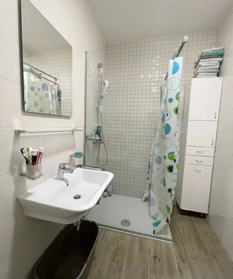 Rent, three bedroom apartment, 72m², City Kvart, Podgorica