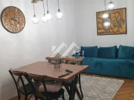 Izdavanje, trosoban stan, 70m², Centar, Novi Sad - image 1