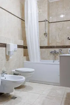 Rent, two bedroom apartment, 100m², Bečići, Budva - image 9