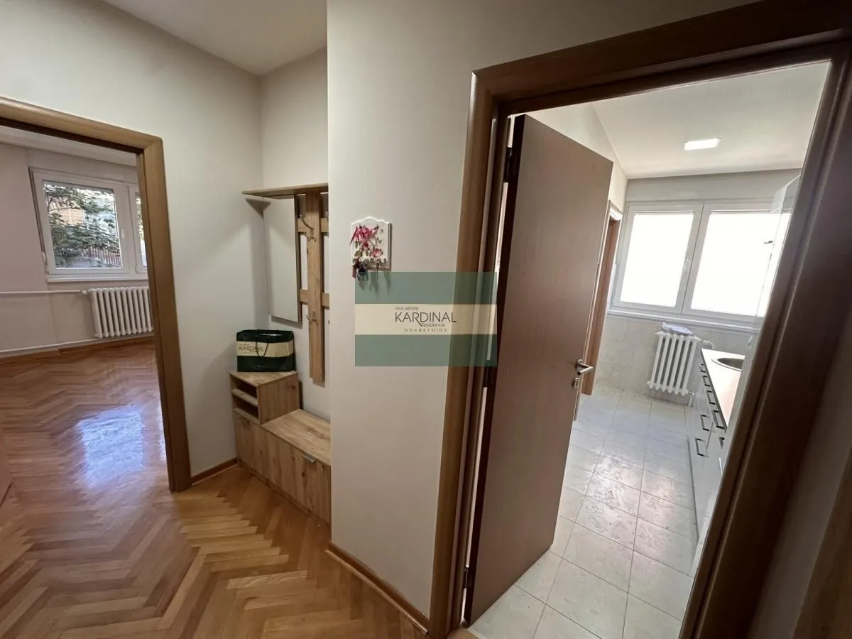 Rent, two bedroom apartment, 50m², Centar, Kragujevac