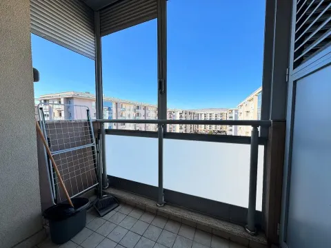 Izdavanje, jednosoban stan, 45m², City Kvart, Podgorica - image 10