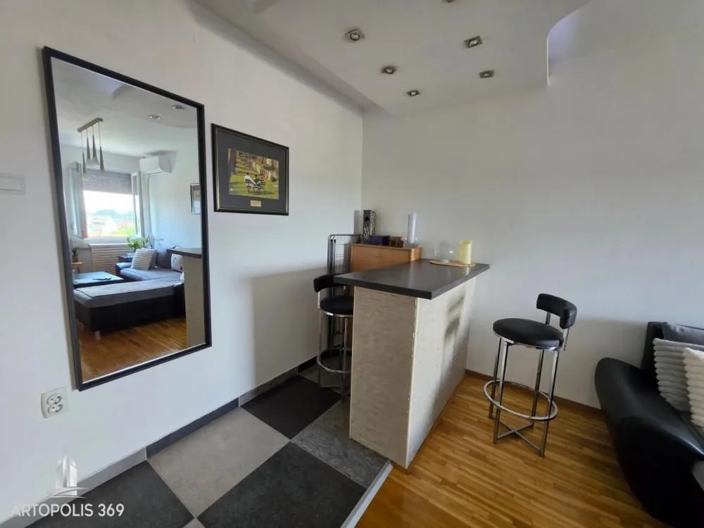 Prodaja, trosoban stan, 76m², Palilula Sve Podlokacije, Beograd