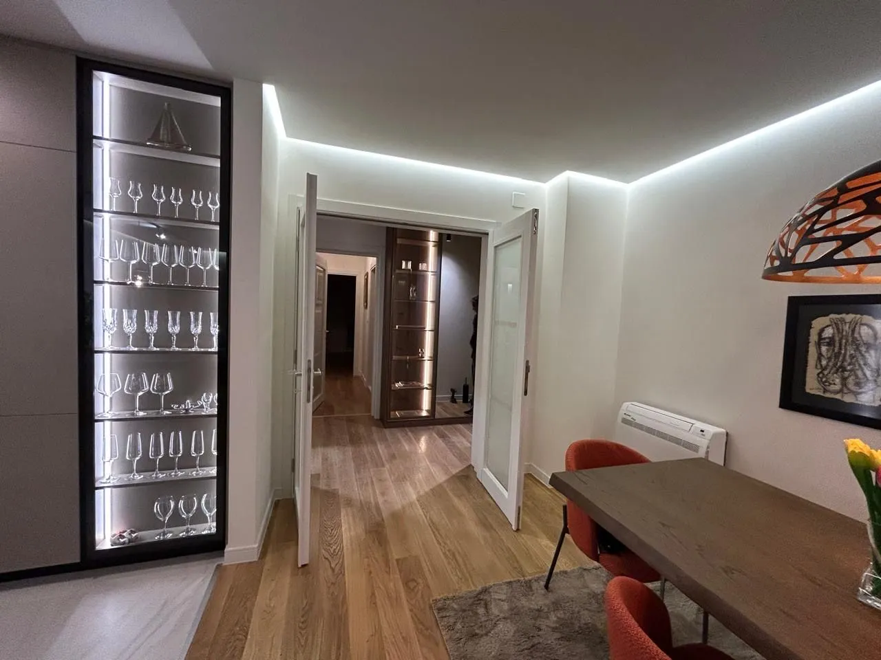 Rent, two bedroom apartment, 108m², Central Point, Podgorica