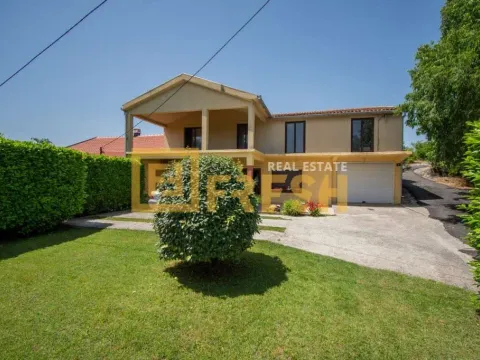 Sale, house, 300m², Donja Gorica, Podgorica