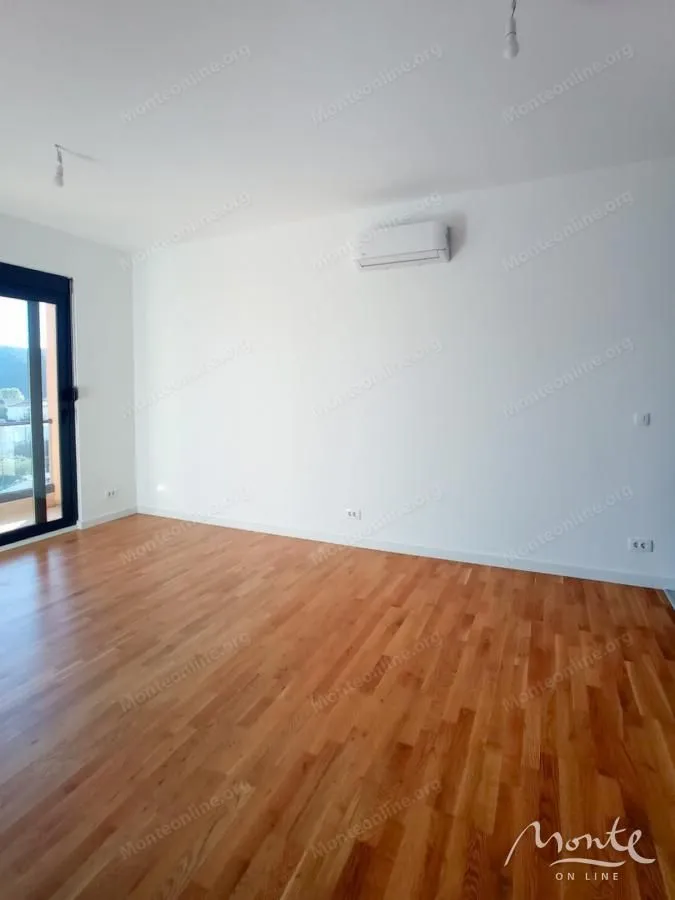 Sale, two bedroom apartment, 61m², Polje, Bar