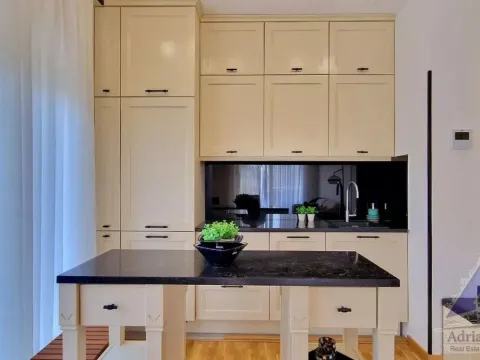 Sale, one bedroom apartment, 41m², Velji Vinogradi, Budva - image 3