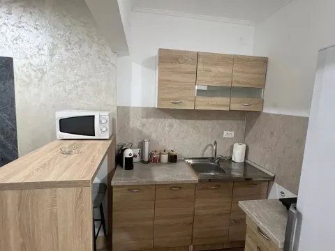 Rent, two bedroom apartment, 60m², Podkošljun, Budva - image 2