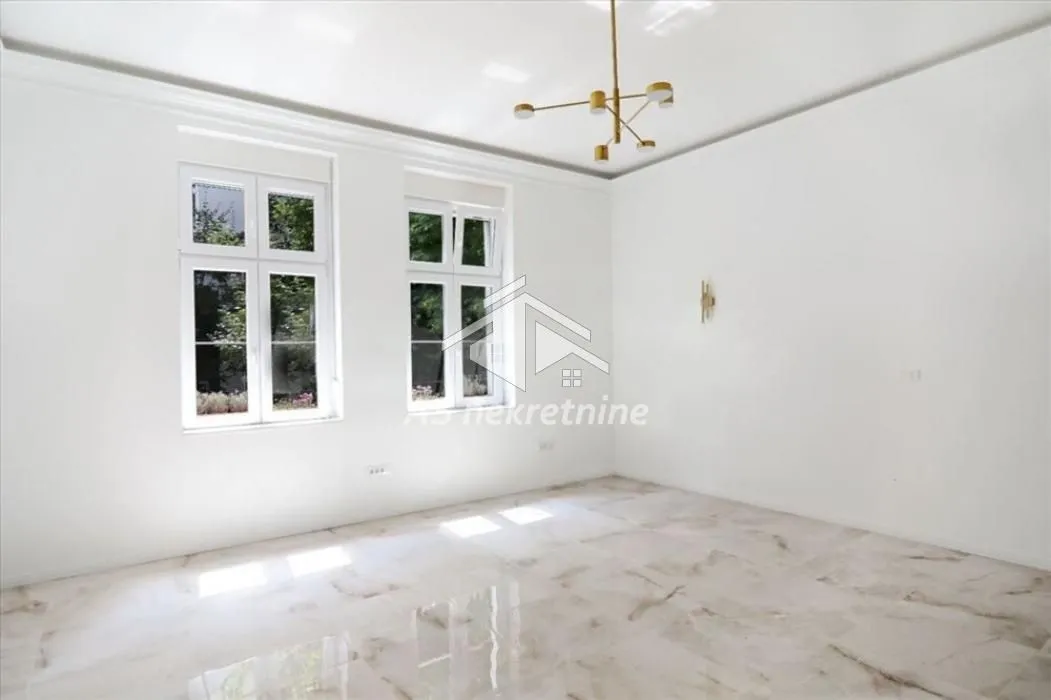 Rent, three bedroom apartment, 106m², Stari Grad, Beograd