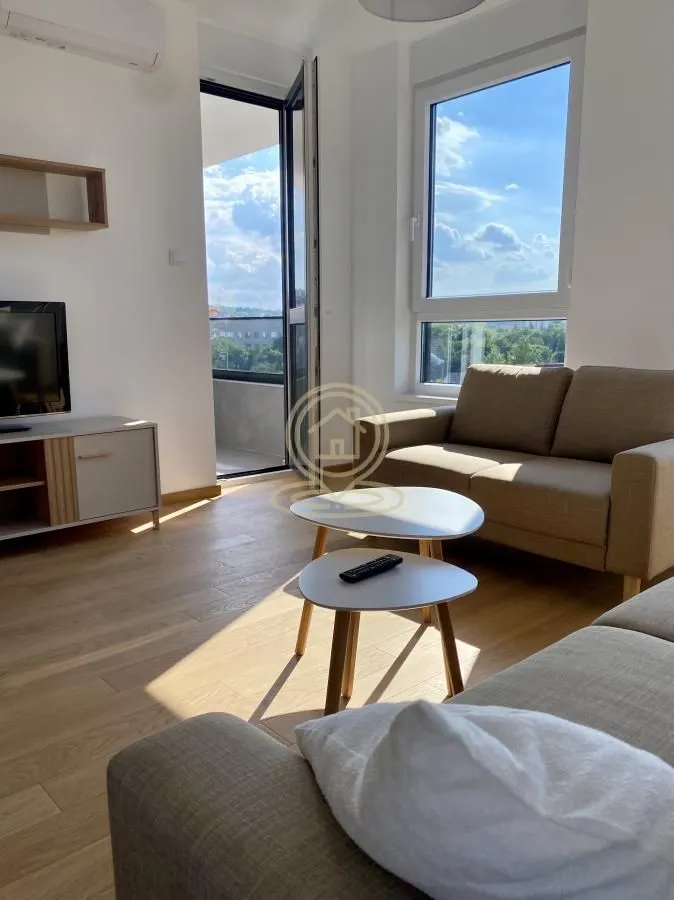Izdavanje, dvosoban stan, 56m², Medijana, Niš
