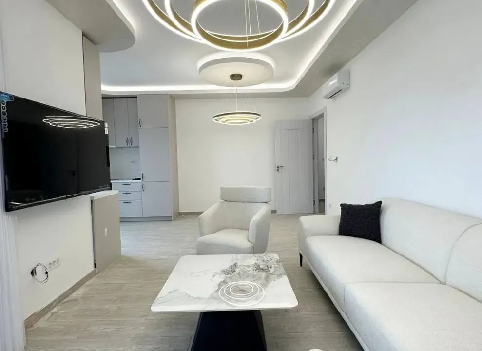 Sale, two bedroom apartment, 74m², Bečići, Budva